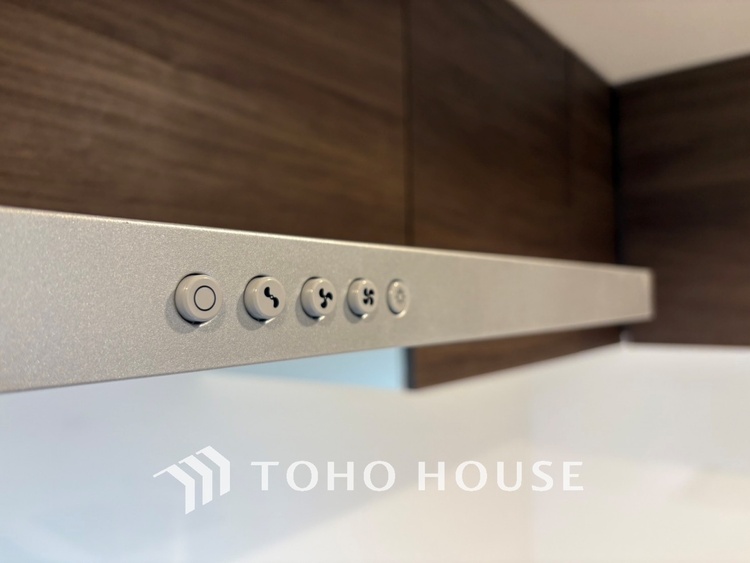 その他 【KITCHEN】◆開放的◆後片付けが楽なシステムキッチン。収納スペースの充実！