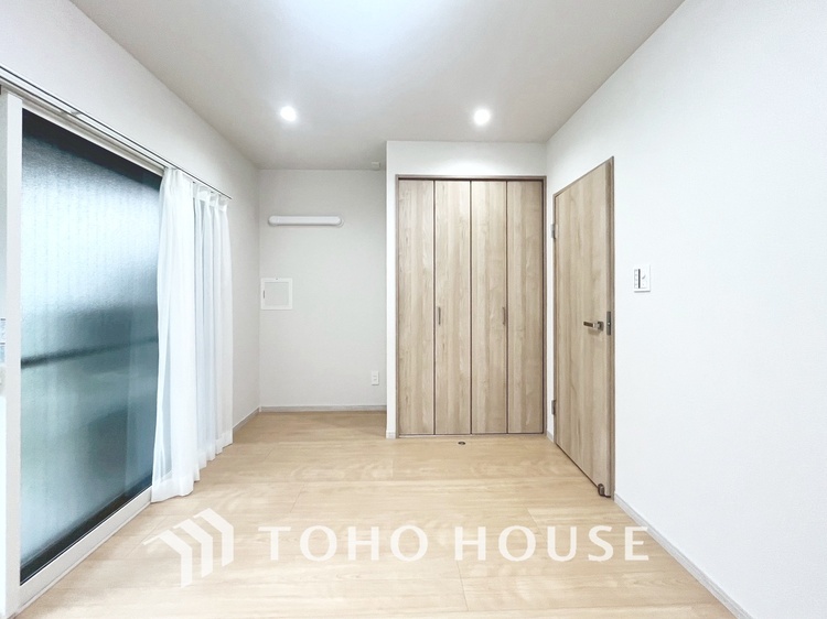 内装 【PRIVATE ROOM】◆快適◆な暮らしに不可欠な収納スペース。快適さとともに思い出も詰まっていく。