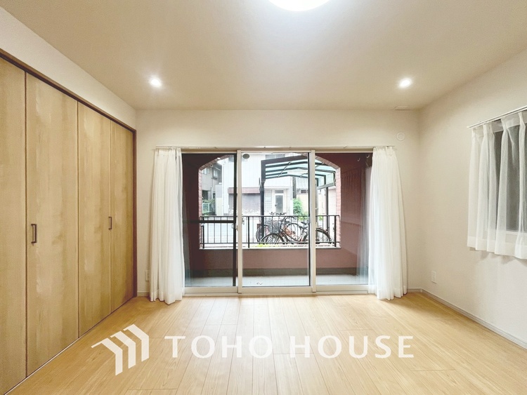 内装 【PRIVATE ROOM】◆属毛離裏◆子は父を手本とし、母に愛育されて成長する。家族の深い繋がり。いつまでも大切にしたい。