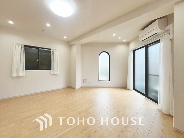 内装 【LIVING】◆simple is best◆無駄のない綺麗なつくりのリビングルームであなただけの暮らしを。