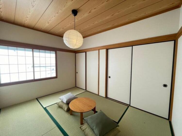 内装 お子様のプレイスペースや書斎、寝室としてなどフレキシブルに使える和室 