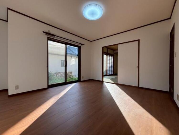 居間 【2025年11月撮影】