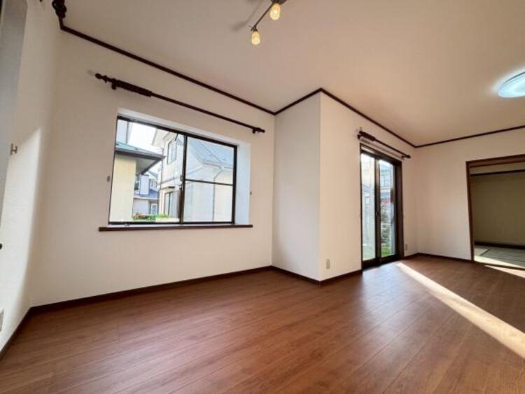 居間 【2025年11月撮影】