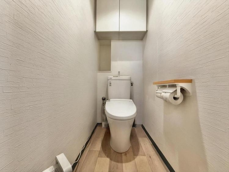 トイレ 暮らしの中のさりげないひとときの快適さにも、こだわりを、持って設備を配しております。（ＣＧ空室加工済み）