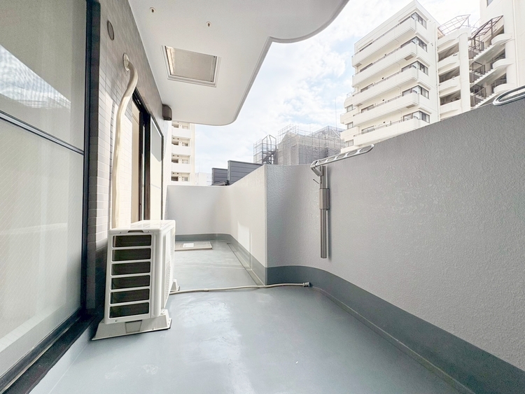 その他 朝の澄んだ空気や、夕方に吹く清々しい風を感じられるバルコニー。