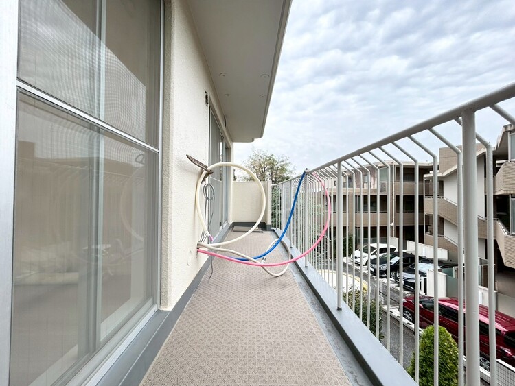 その他 朝の澄んだ空気や、夕方に吹く清々しい風を感じられるバルコニー。