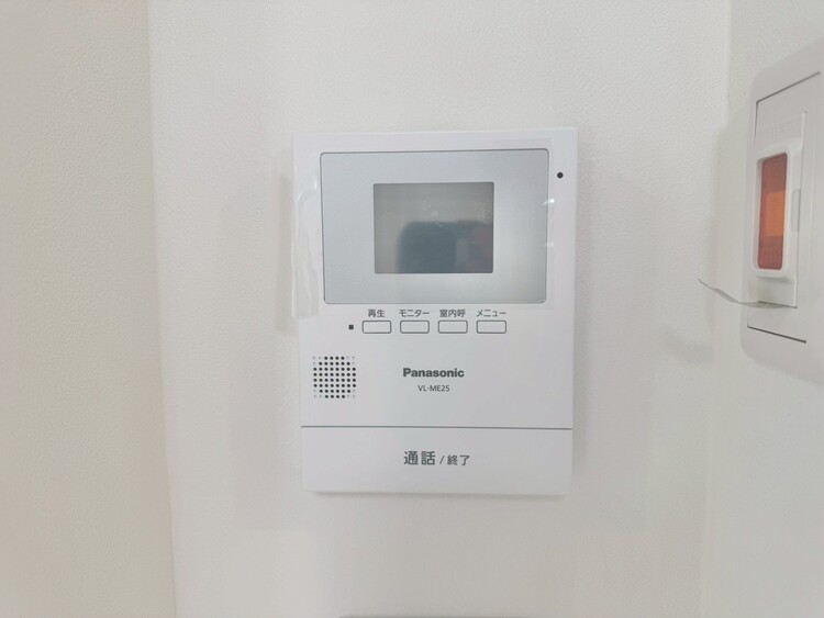 その他 誰が来てもわかる様にモニター付きインターホンを設置。