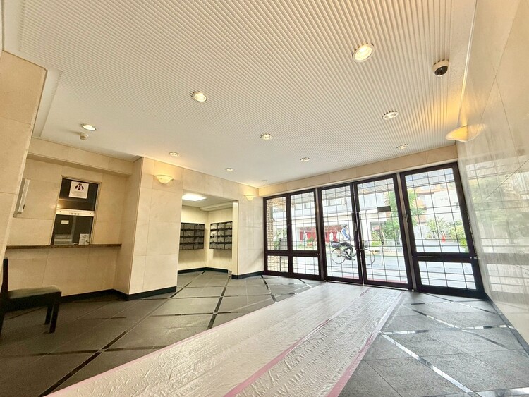 その他 館内は静寂な中が保たれており、管理が行き届いている印象を受けました。