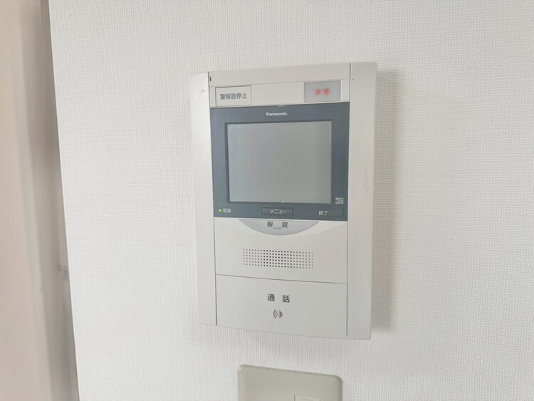 その他 誰が来てもわかる様にモニター付きインターホンを設置。