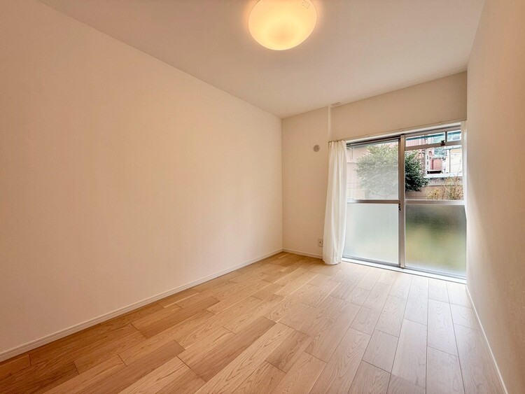 その他 清かで艶やかな時間をもたらしてくれる室内です。