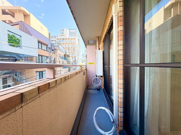 その他 朝の澄んだ空気や、夕方に吹く清々しい風を感じられるバルコニー。