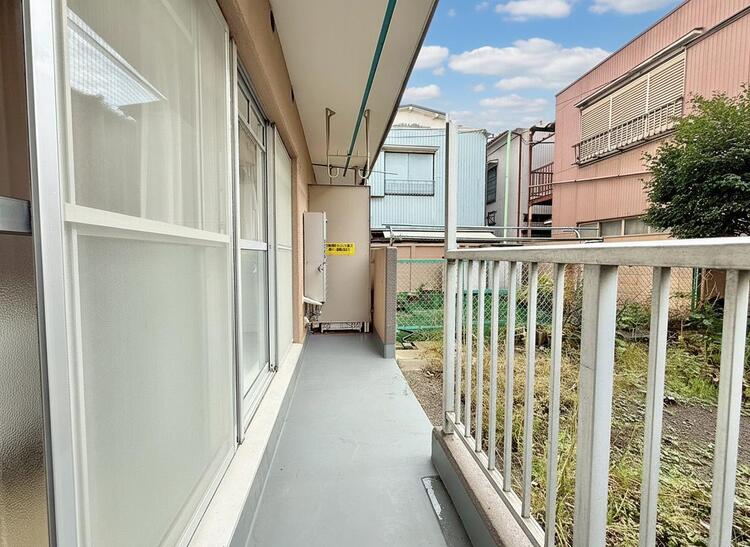 その他 朝の澄んだ空気や、夕方に吹く清々しい風を感じられるバルコニー。