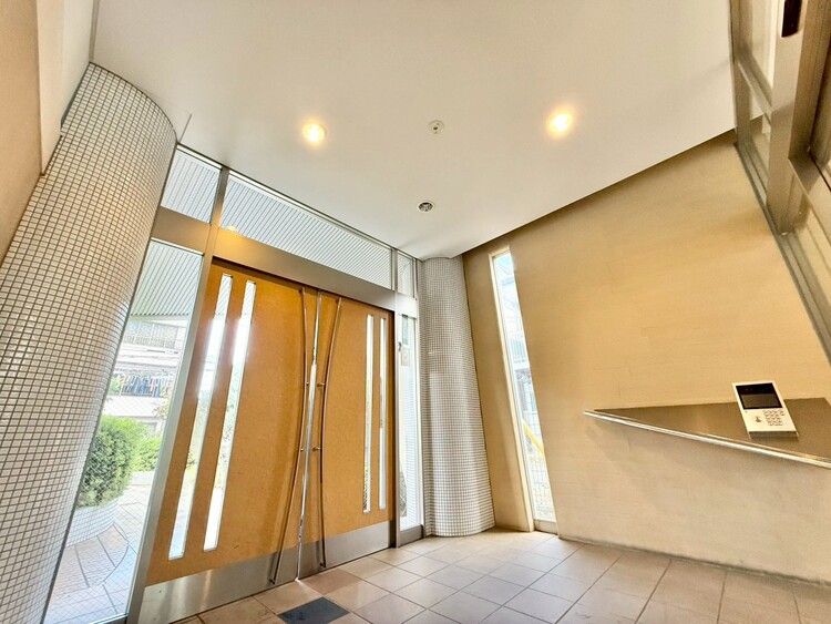 その他 館内は静寂な中が保たれており、管理が行き届いている印象を受けました。