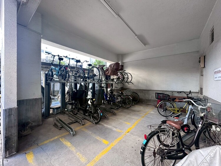 その他 駐輪場も綺麗に整頓されています。※空き状況は都度ご確認下さい。