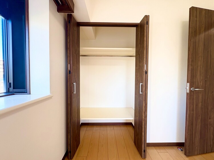 その他 収納スペースが付いていて、お部屋を広く使っていただけます。