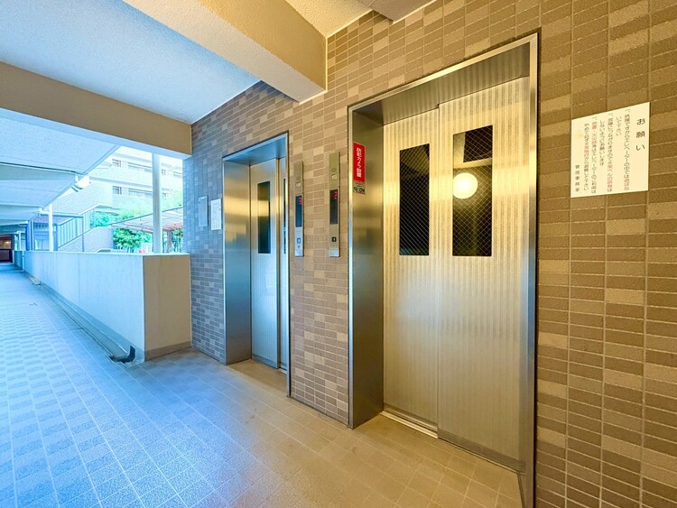 その他 エレベーター完備のため荷物が多くなっても安心。