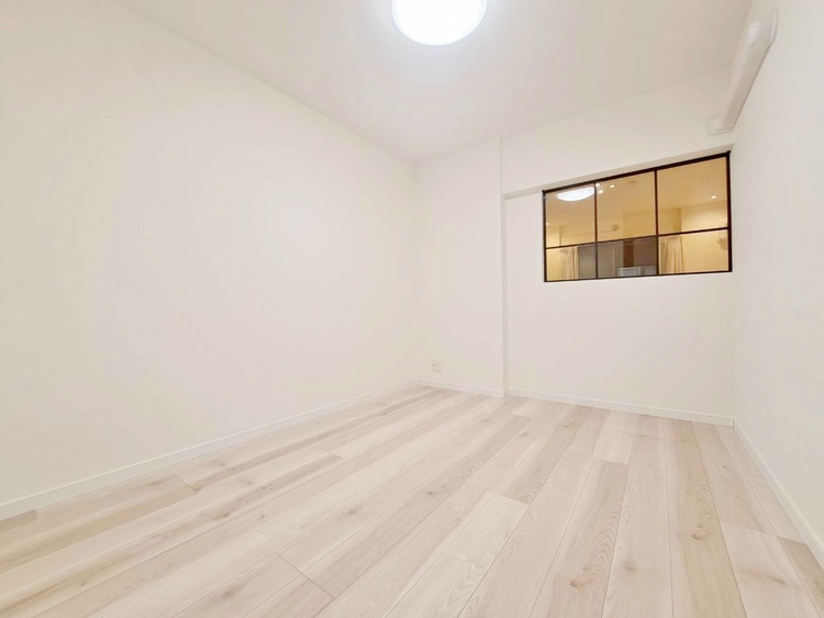 その他 清かで艶やかな時間をもたらしてくれる室内です。