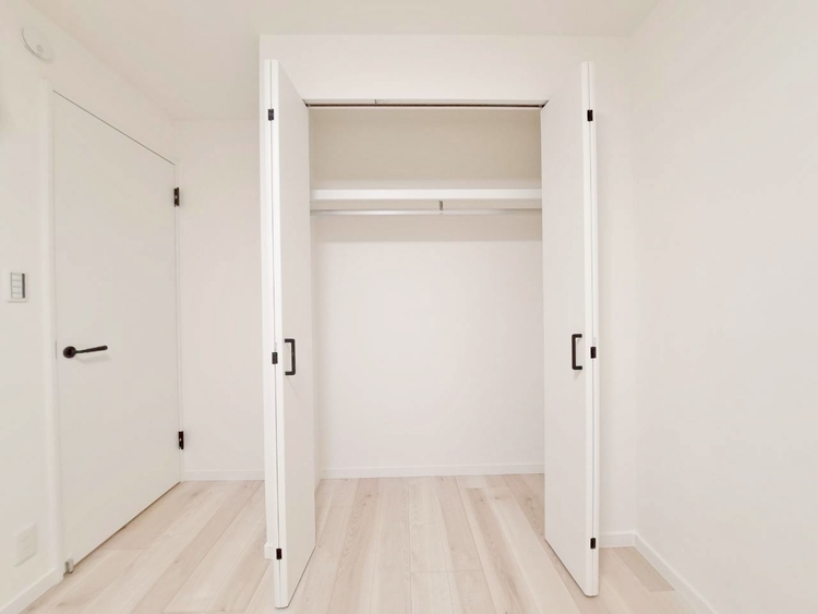 その他 家電やスーツケース、ストック品など何でも片付く嬉しい空間です。