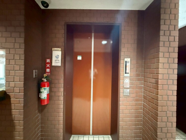 その他 エレベーター完備のため荷物が多くなっても安心。