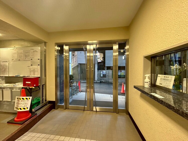 その他 館内は静寂な中が保たれており、管理が行き届いている印象を受けました。