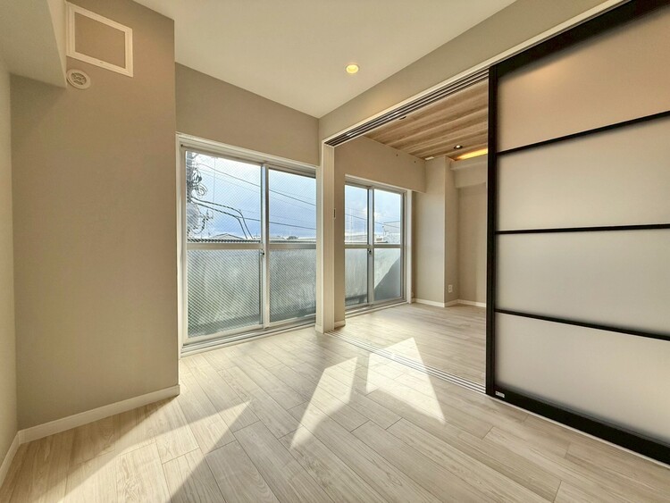 その他 清かで艶やかな時間をもたらしてくれる室内です。