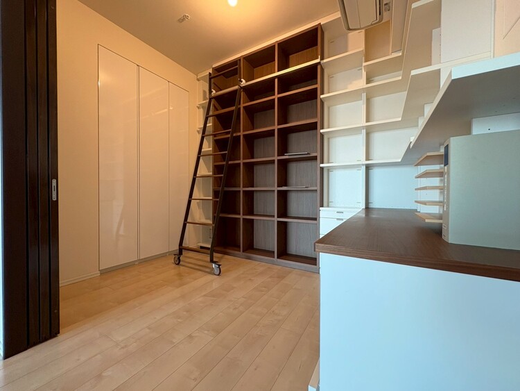 その他 清かで艶やかな時間をもたらしてくれる室内です。