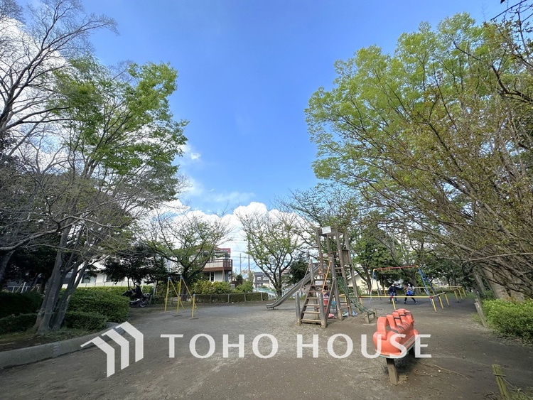 周辺 二反田公園　距離600m