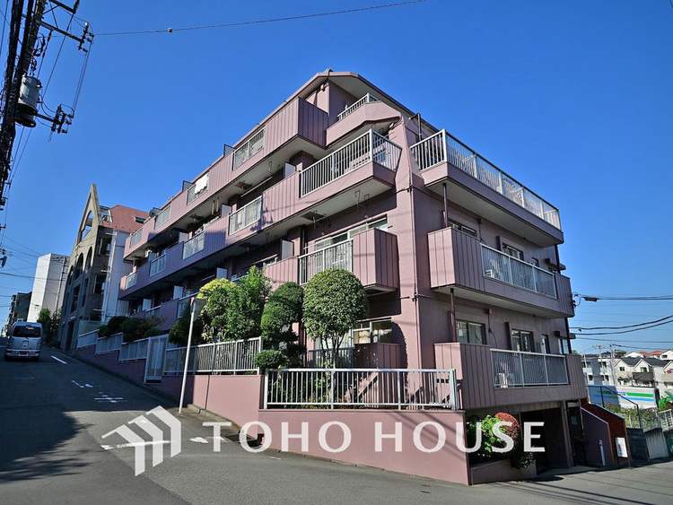 外観 〜「市が尾」駅徒歩7分の好立地〜南東向きのため陽当り良好〜フルリフォーム済み〜
