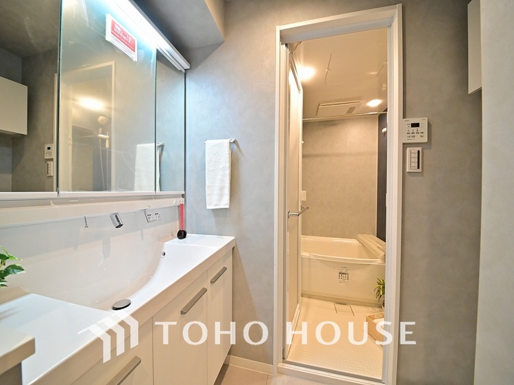 洗面 清潔感のある洗面室