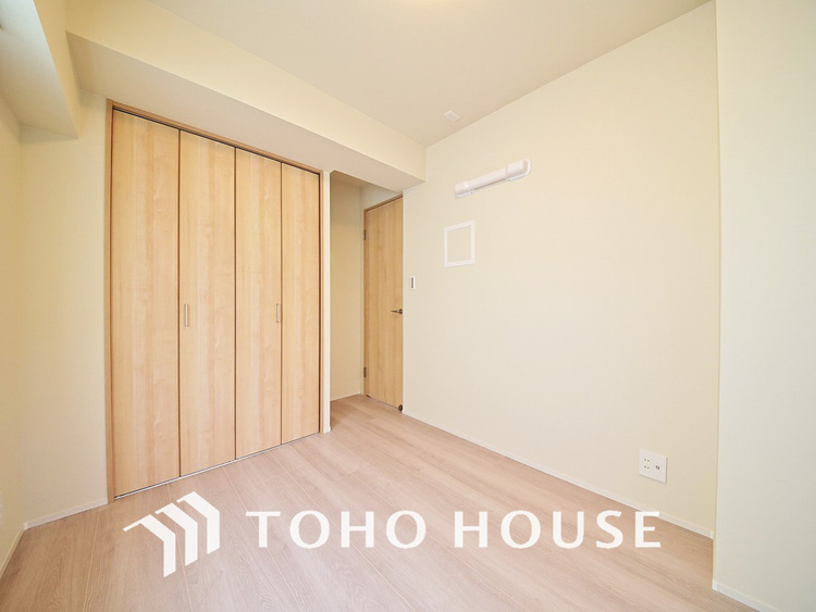 内装 シンプルですっきりとした室内は飽きのこない居心地の良い雰囲気です