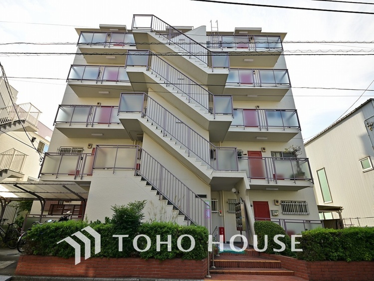 外観 〜複数駅利用可能な好立地〜南東向き・角部屋につき、陽当たり・眺望良好〜リフォーム済み〜