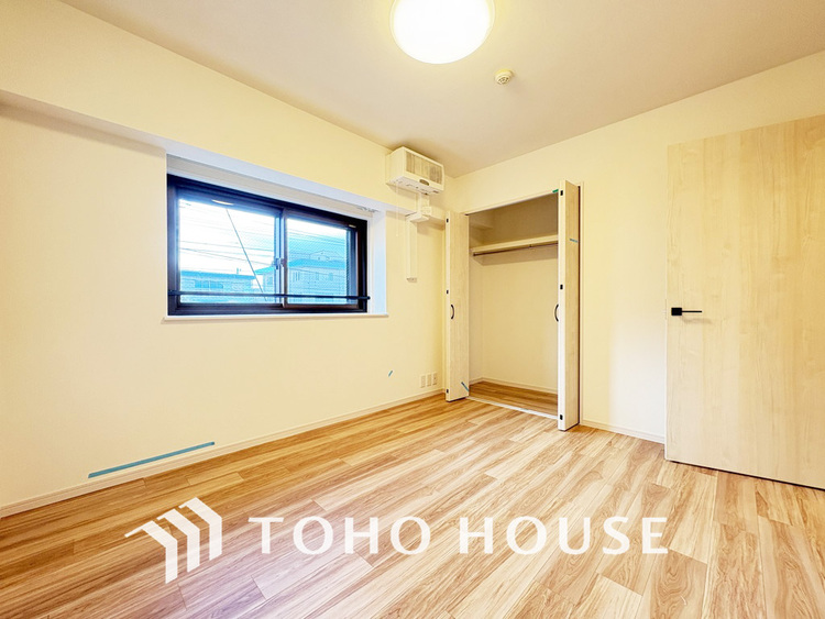 内装 1日の疲れを癒し、心地よく寛げるようゆったりとした広さをしています