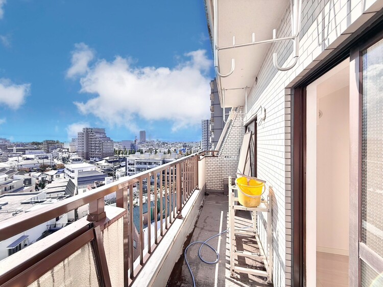 その他 朝の澄んだ空気や、夕方に吹く清々しい風を感じられるバルコニー。