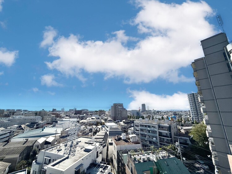 その他 眺望や窓からの景色が良いと、家で過ごす時間も快適です。