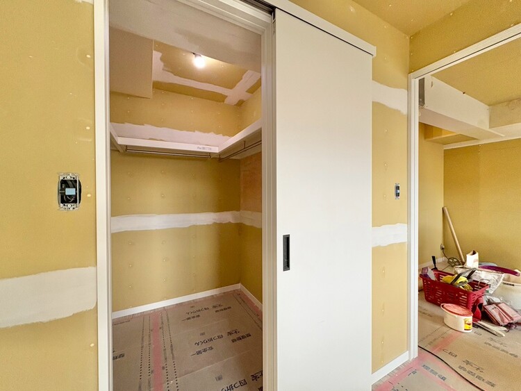 その他 収納スペースが付いていて、お部屋を広く使っていただけます。