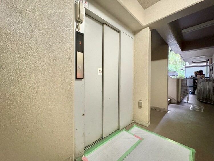 その他 エレベーター完備のため荷物が多くなっても安心。