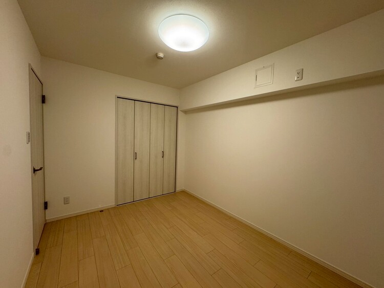 その他 清かで艶やかな時間をもたらしてくれる室内です。