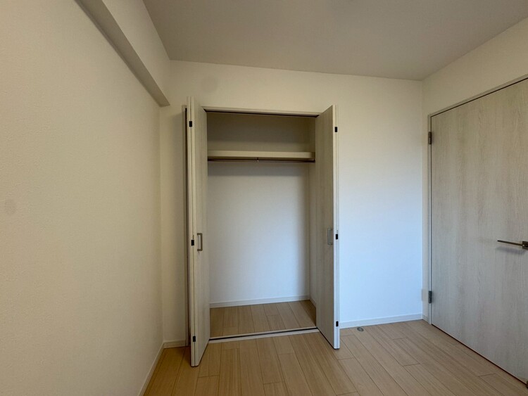 その他 収納スペースが付いていて、お部屋を広く使っていただけます。