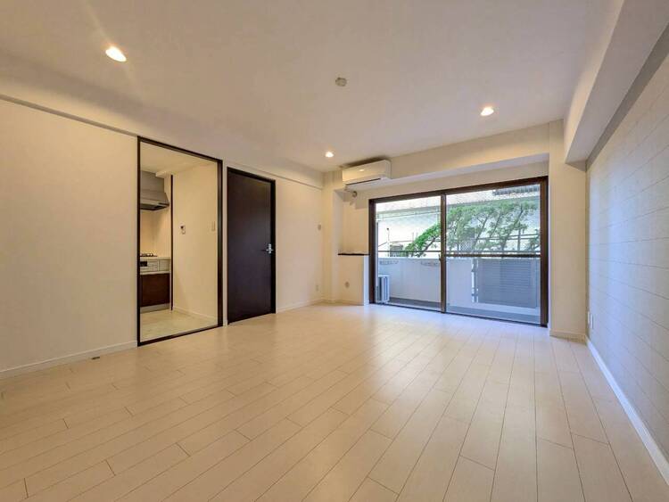 居間 居心地の良い空間に仕上がっております。