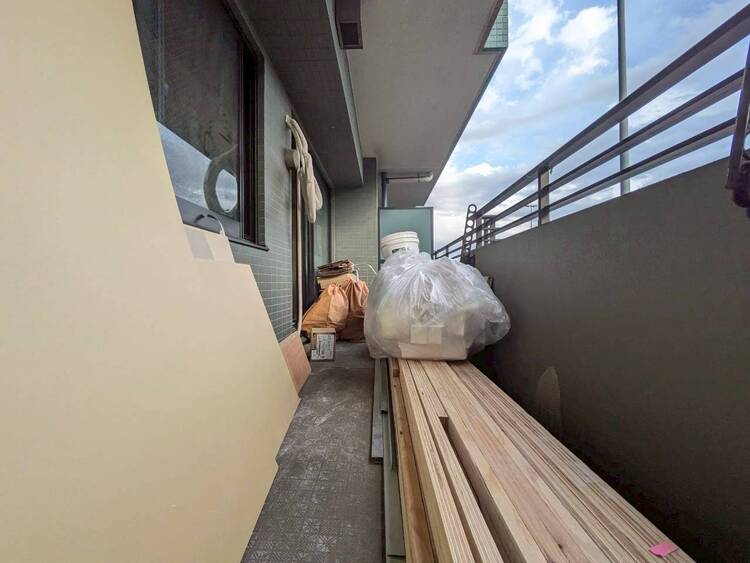 その他 朝の澄んだ空気や、夕方に吹く清々しい風を感じられるバルコニー。