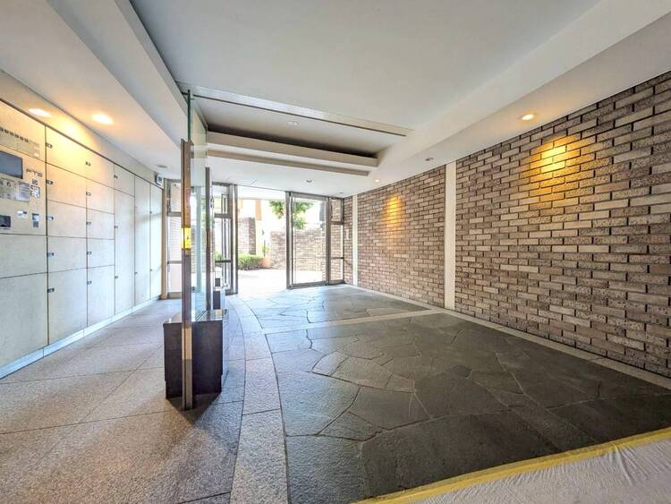 その他 館内は静寂な中が保たれており、管理が行き届いている印象を受けました。