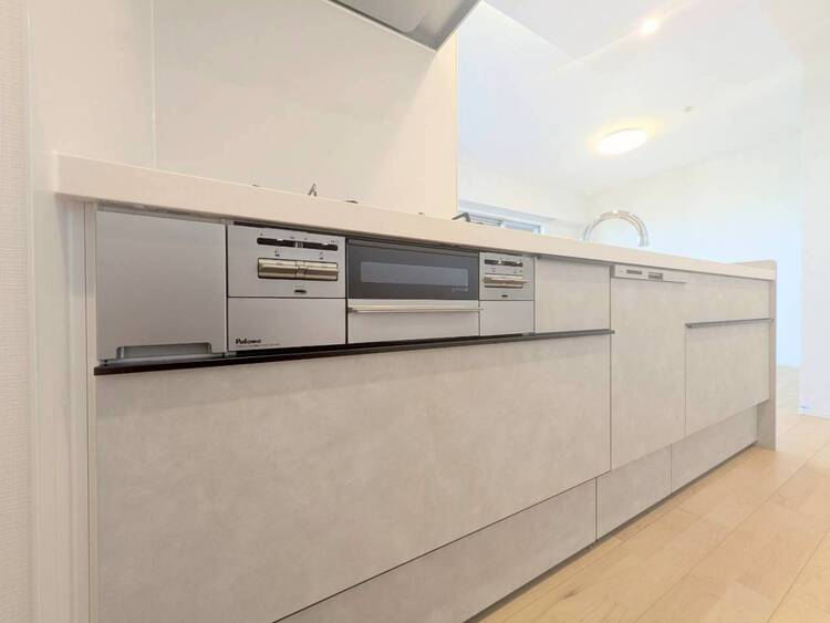 キッチン 使いやすくスタイリッシュなキッチン空間になっております。