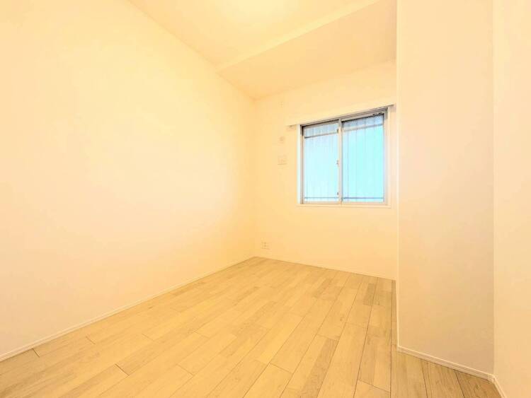 子供部屋 清かで艶やかな時間をもたらしてくれる室内です。