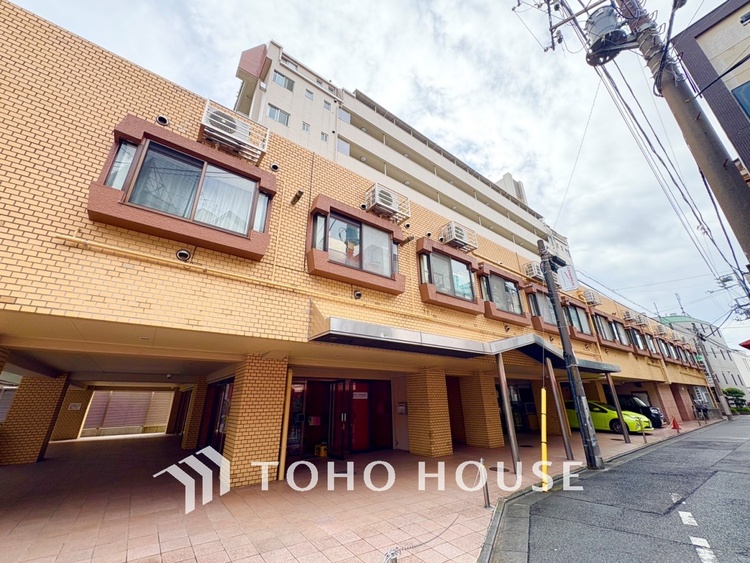 駐車場 【PARKING】◆愛車を◆安全に駐車できる駐車場がございます。