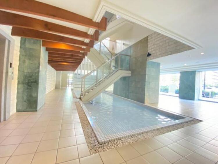 その他 高級感あふれるロビー。