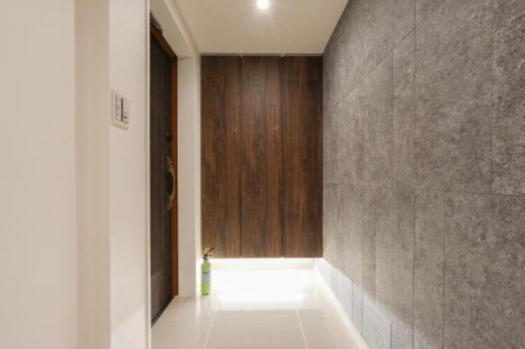 その他 広々とした玄関で大切なお客様をお出迎え。明るく気持ちの良い玄関は気持ちが盛り上がります。