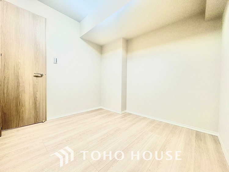 内装 【PRIVATE ROOM】◆快適◆な暮らしに不可欠な収納スペース。快適さとともに思い出も詰まっていく。