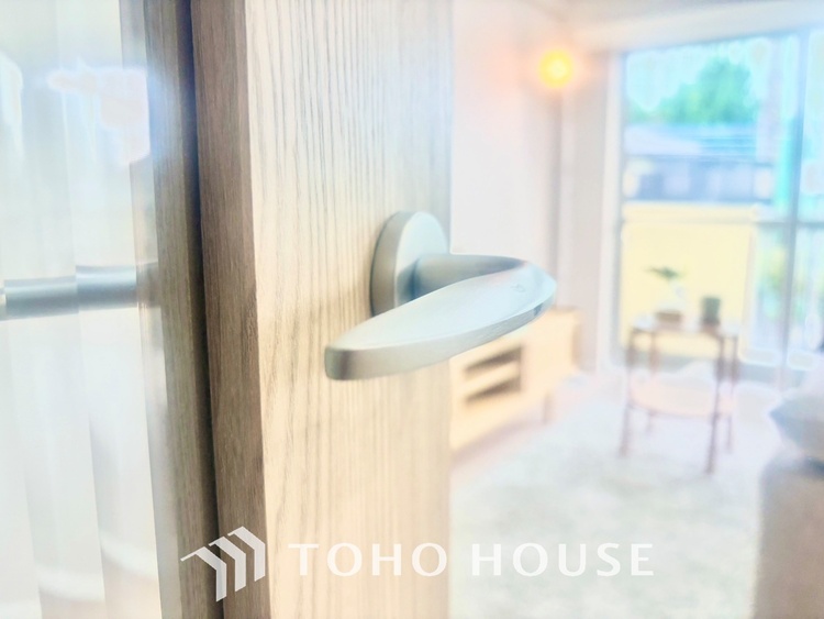 内装 【LIVING】◆Sunshine◆光が燦々と入り、いるだけで気持ちいい。「開放的でゆとりあるお部屋です。」