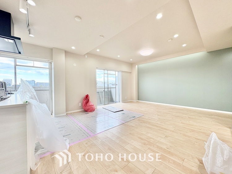 内装 ◆隠された美しさ◆流麗な音楽が流れているような繊細でいながら整然かつ堅牢なこの空間。この空間は確かに美しい。しかし、そこには美しさ以上のものが隠されている。