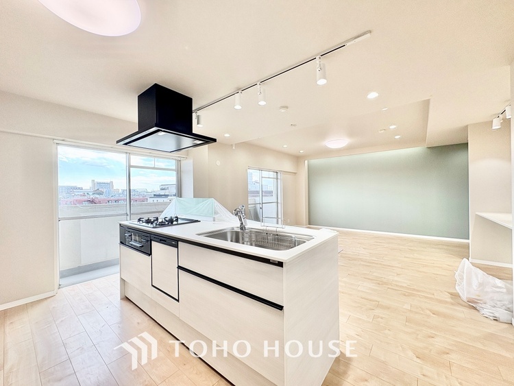 キッチン ◆愛育◆キッチンは家族の絆を育む大切な空間。シンプルで使い易いSystemKitchenで愉しく作る料理は愛情のある美味しいご馳走に。